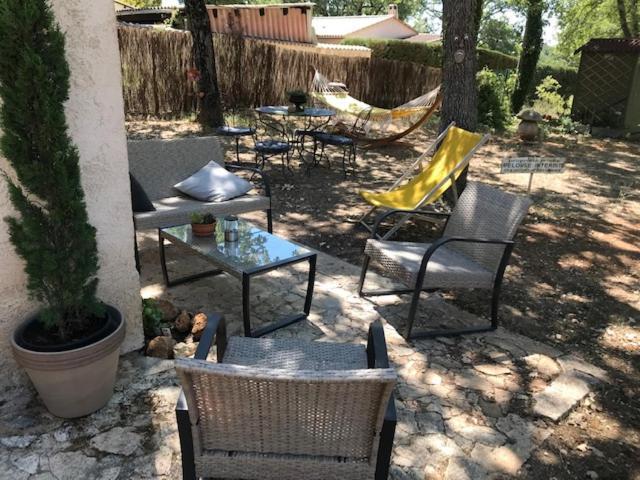 La Brindille Petit Mas Provencal Meuble De Tourisme 3 Etoiles 2-3 Personnes 1 Piece 30 M2 Tout Confort Lisiere Foret Jardin Jacuzzi Piscine Saint-Paul-en-Foret Exterior photo