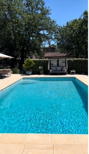 La Brindille Petit Mas Provencal Meuble De Tourisme 3 Etoiles 2-3 Personnes 1 Piece 30 M2 Tout Confort Lisiere Foret Jardin Jacuzzi Piscine Saint-Paul-en-Foret Exterior photo